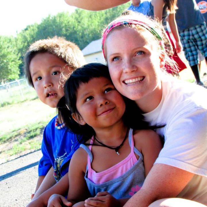 As+a+part+of+Sacred+Road+Ministries%2C+Lauren+Sensing+interacts+with+kids+from+the+Yakama+Reservation+during+her+internship.