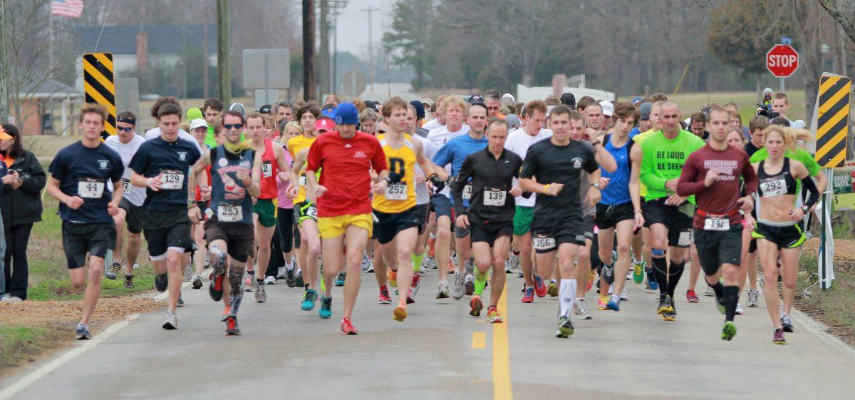 The+Frostbite+run+attracted+people+from+all+over+Starkville+last+year+%28pictured%29.+The+run+will+begin+at+10+a.m.+tomorrow+morning+on+Main+Street.+Registration+packets+are+still+available+tonight+from+5%3A30-7%3A30+p.m.+and+at+8+a.m.+before+the+race.