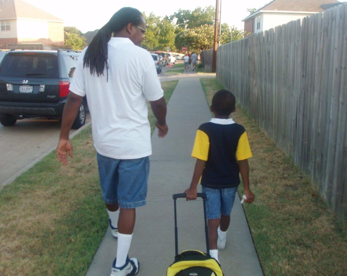 Charles+Brockman+IIIs+father+walked+him+to+school+on+his+first+day+of+Kindergarten.