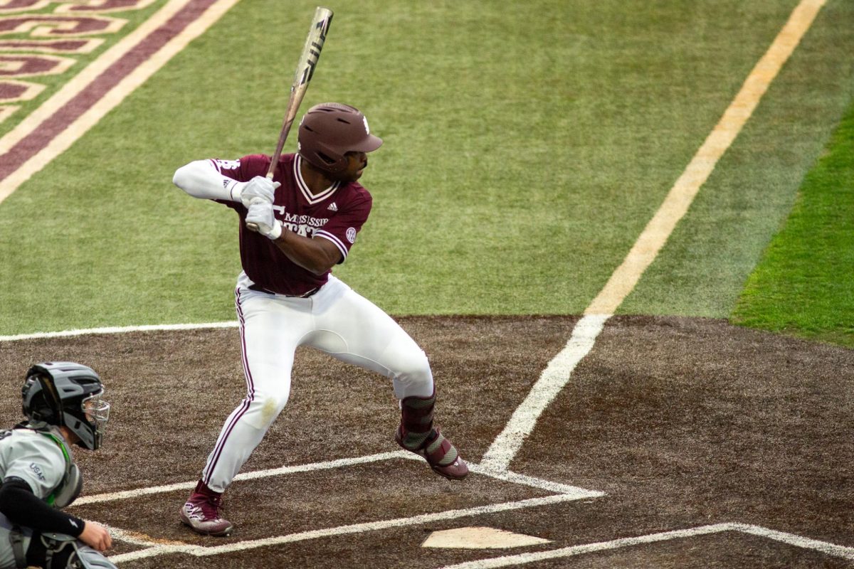 Diamond Dawgs fall to No. 7 Texas A&M during first road series