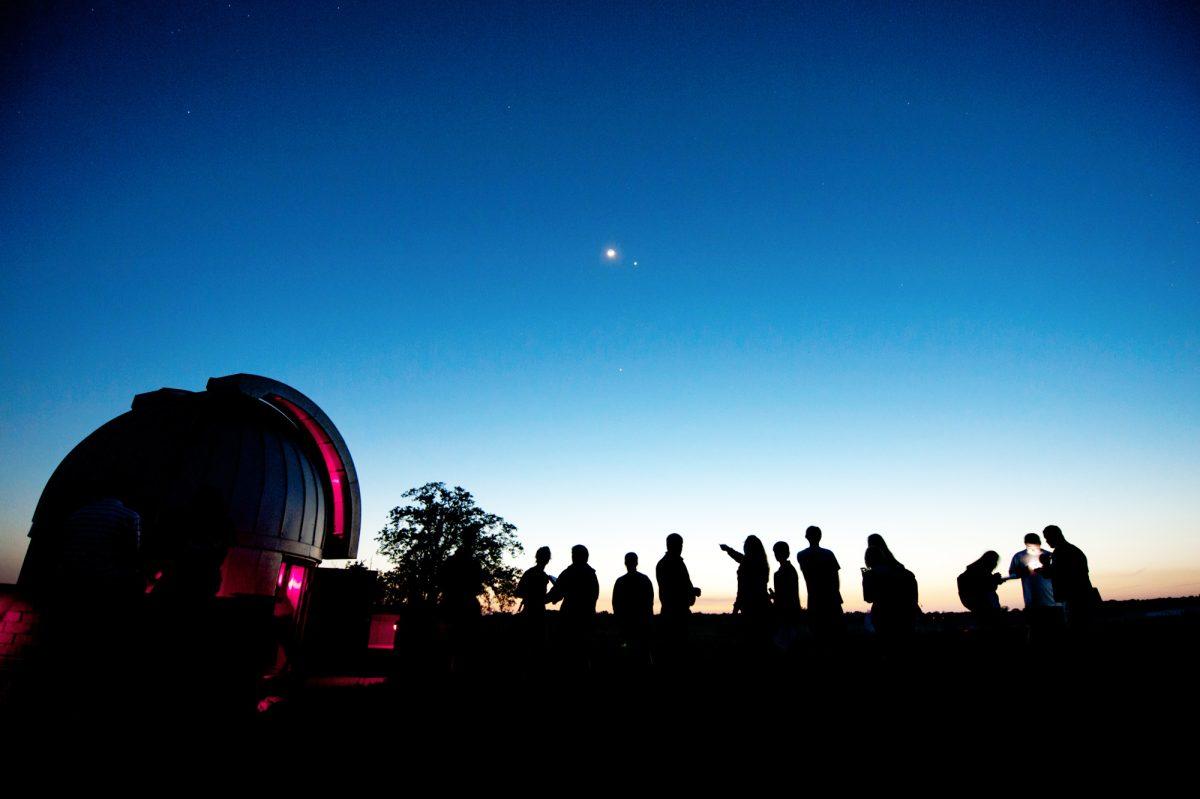 Astronomy+class+star+viewing+at+South+Farm+observatory