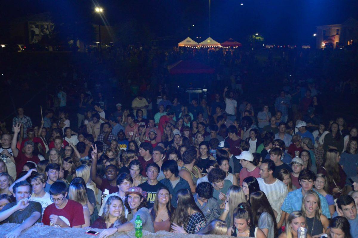 MSU’s  Beta Upsilon Chi, Christian fraternity, will host its annual Island Party from 8-11 p.m. on Oct. 22 at the Amphitheater. Last year’s event (pictured) headlined the Weeks and Rock Eupora with a crowd of 2,500 people. This year, Chasing Edom will open for Drew Holcomb and The Neighbors.