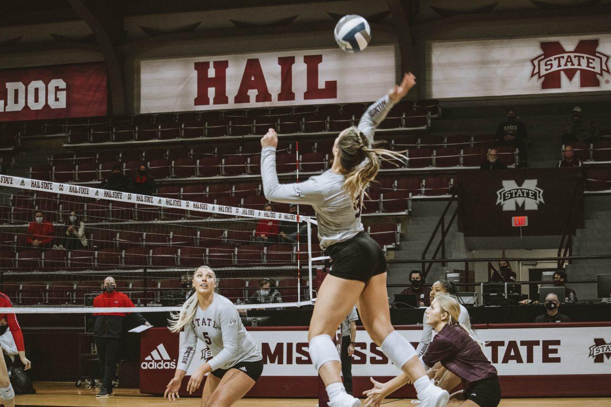 Callie+Minshew%2C+a+sophomore+outside+hitter+from+Brandon%2C+Mississippi%2C+goes+up+for+a+kill+against+the+University+of+Mississippi.