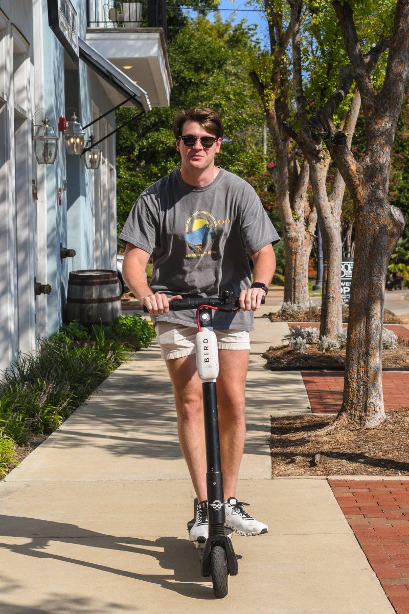 Bird+scooters%2C+Starkvilles+newest+electric+scooters%2C+are+controversial+among+MSU+students+and+Starkville+locals.