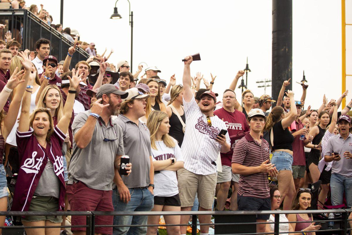Fans cheering for Bulldogs baseball