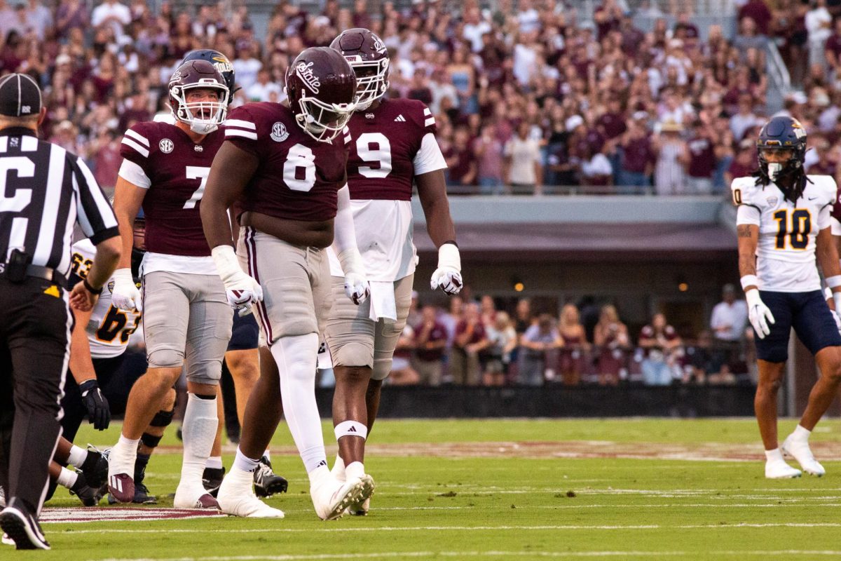 Mississippi State Defensive End Sulaiman Kpaka (#8) during the game between the Toledo Rockets and the Mississippi State Bulldogs at Davis Wade Stadium at Scott Field in Starkville, MS.